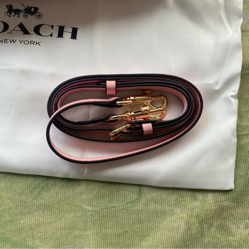 Coach Pink Signature Jacquard Shoulder Bag with Gold Hardware - Picture 5 of 9